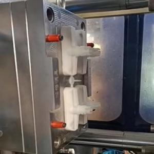 plastic handel injection molding