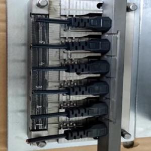 plastic plug injection molding