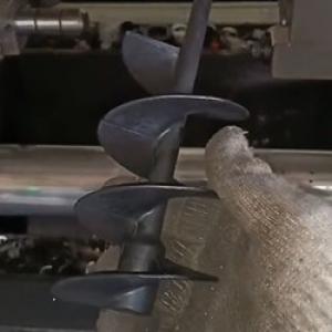 Plastic spiral components injection mold test